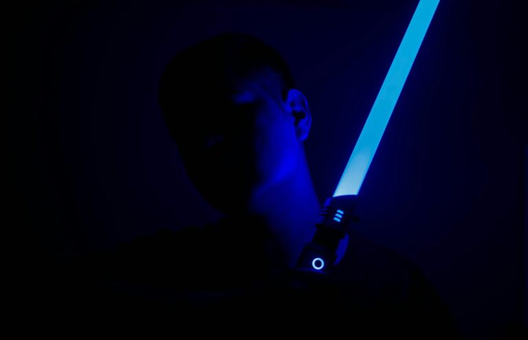 Comment choisir le sabre laser idéal pour votre cosplay
